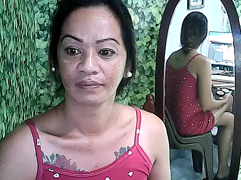 yummy 21xxx online show from 11/27/25, 01:28