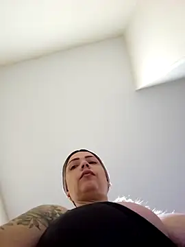 natalygolden69 online show from 04/13/26, 12:42