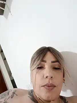 natalygolden69 online show from 11/11/25, 02:45