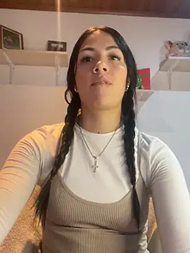 MadisonCambel online show from 02/11/25, 05:37