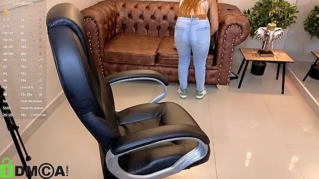 ROSE  15 online show from 10/28/25, 08:08