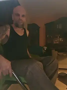 Ladyshaker82 online show from 11/10/25, 05:12