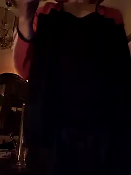 Ladyshaker82 online show from 11/08/25, 02:26