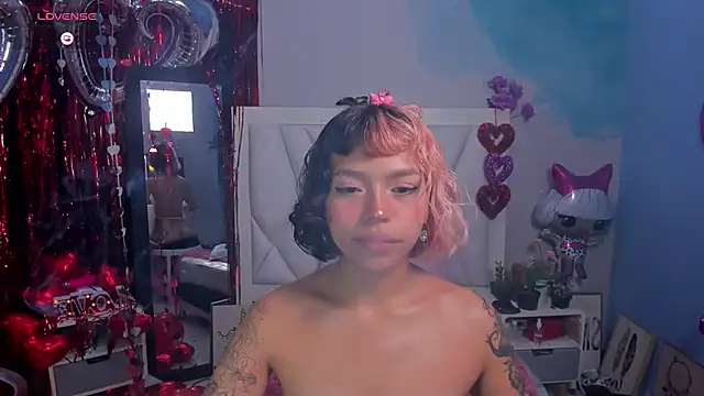 Snapshot of katalina_garcia chatting on 03/15/25, 09:49 katalina garcia online show from 03/15/25, 09:49