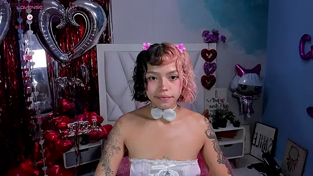 Snapshot of katalina_garcia chatting on 03/10/25, 12:39 katalina garcia online show from 03/10/25, 12:39