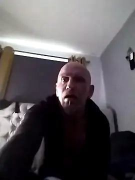 Verynaughtyx online show from 11/23/25, 10:36