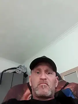 Verynaughtyx online show from 05/19/26, 01:40