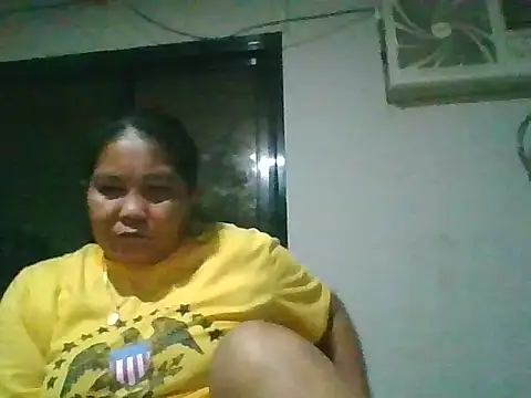 Snapshot of pinay_wild_mature chatting on 09/21/25, 06:46 pinay wild mature online show from 09/21/25, 06:46