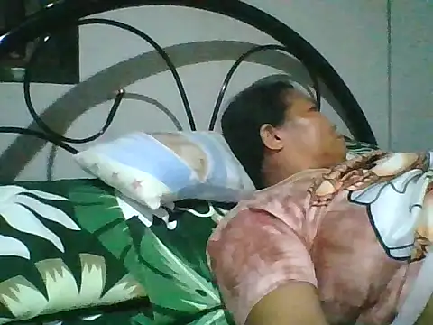 Snapshot of pinay_wild_mature chatting on 10/05/25, 03:36 pinay wild mature online show from 10/05/25, 03:36