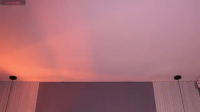 Snapshot of ValeryNova chatting on 04/08/26, 11:12 ValeryNova online show from 04/08/26, 11:12