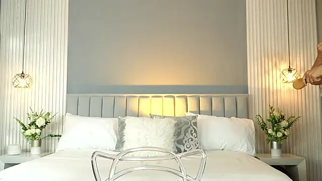 Snapshot of ValeryNova chatting on 10/30/25, 11:30 ValeryNova online show from 10/30/25, 11:30