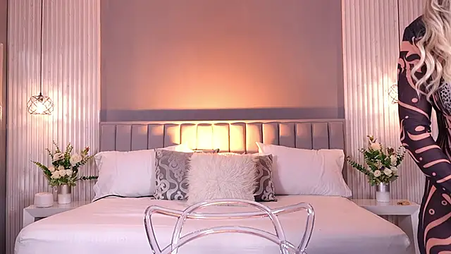 ValeryNova online show from 12/23/25, 11:09