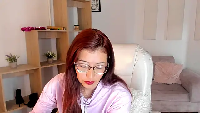 Antonnella 3 online show from 10/27/25, 12:50