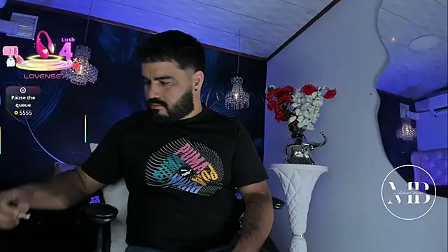 MichaelBear  online show from 11/12/25, 12:09