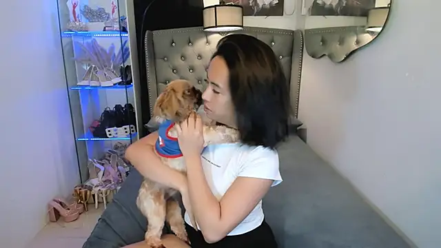 reighnempress online show from 02/09/26, 01:03