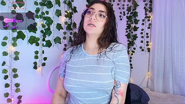 Samii Evans online show from 10/10/25, 06:25