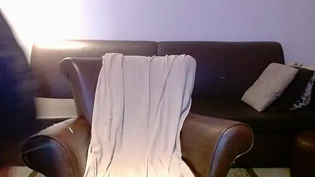 Linda1975 online show from 04/09/26, 10:21