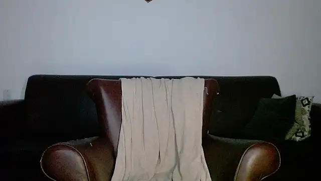 Linda1975 online show from 02/26/26, 10:54