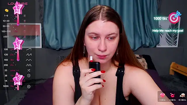 Snapshot of LiyaSilve chatting on 12/20/24, 01:03 LiyaSilve online show from 12/20/24, 01:03