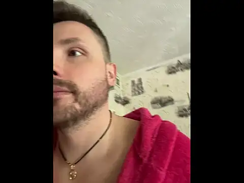 Snapshot of MartinBrandon chatting on 05/29/26, 10:21 MartinBrandon online show from 05/29/26, 10:21
