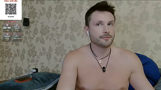 Snapshot of MartinBrandon chatting on 07/17/26, 08:17 MartinBrandon online show from 07/17/26, 08:17