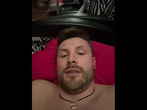Snapshot of MartinBrandon chatting on 05/15/26, 11:25 MartinBrandon online show from 05/15/26, 11:25