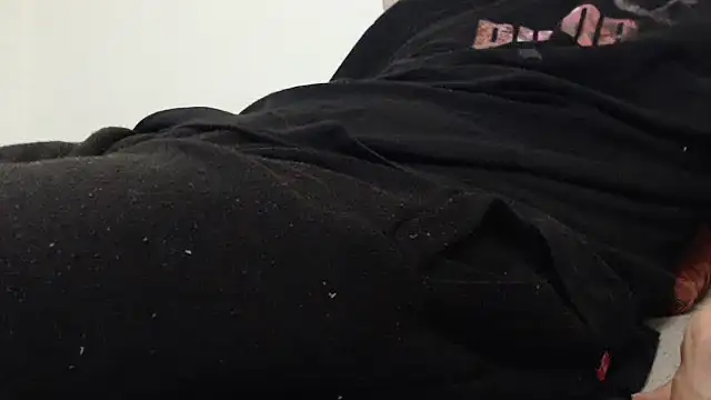 Snapshot of VASKOS178 chatting on 11/26/25, 12:16 VASKOS178 online show from 11/26/25, 12:16