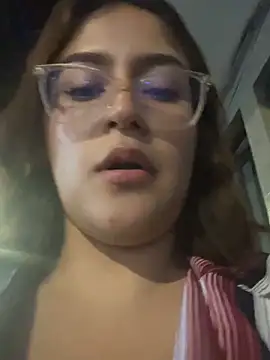 Juliana News online show from 10/26/25, 01:28