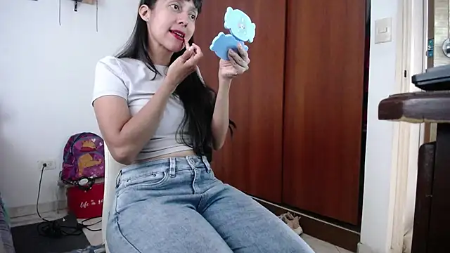 Moon lunita online show from 03/31/26, 08:00