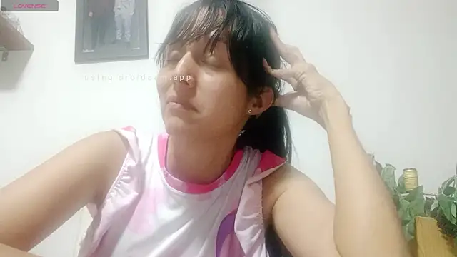 Moon lunita online show from 02/17/25, 07:01