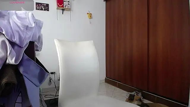 Moon lunita online show from 02/25/26, 09:14