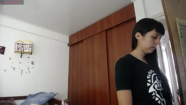 Moon lunita online show from 10/01/25, 04:11