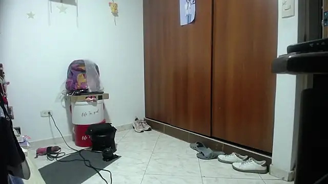 Snapshot of Moon_lunita chatting on 07/29/26, 11:04 Moon lunita online show from 07/29/26, 11:04