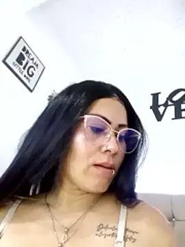 Tania mature online show from 05/12/26, 05:19