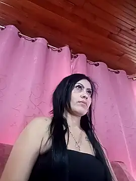 Snapshot of Tania_mature chatting on 03/15/25, 06:21 Tania mature online show from 03/15/25, 06:21