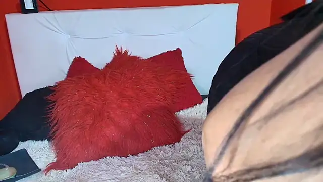 Tania mature online show from 11/06/25, 07:51