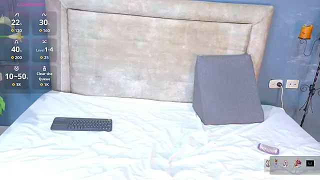 nicol snow online show from 01/17/26, 01:37