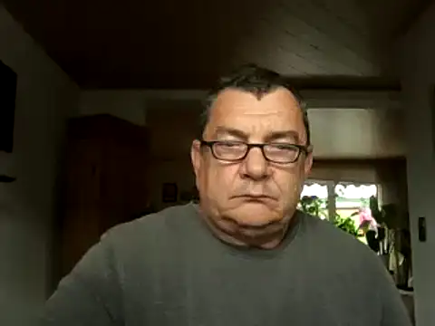 Snapshot of Nobbie444 chatting on 06/15/26, 09:09 Nobbie444 online show from 06/15/26, 09:09