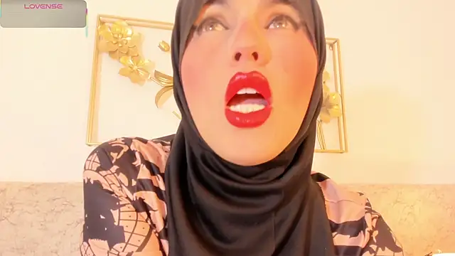Snapshot of hanajameela chatting on 09/27/25, 11:38 hanajameela online show from 09/27/25, 11:38