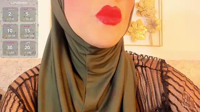 Snapshot of hanajameela chatting on 09/30/25, 11:38 hanajameela online show from 09/30/25, 11:38
