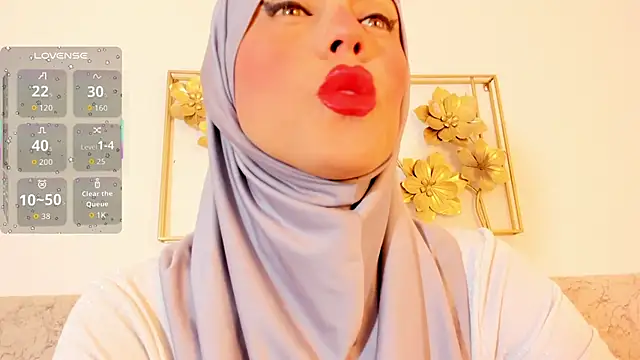 Snapshot of hanajameela chatting on 11/29/25, 11:43 hanajameela online show from 11/29/25, 11:43