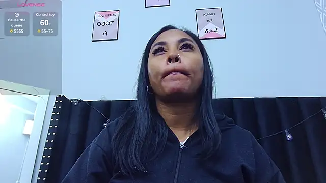 colombiamommy online show from 02/26/25, 01:11