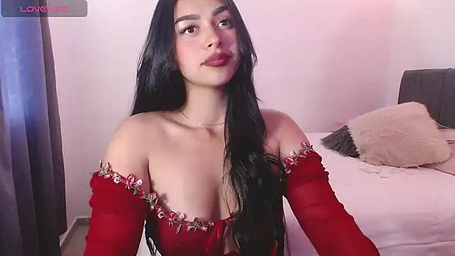Melaniie01 online show from 05/25/26, 10:19