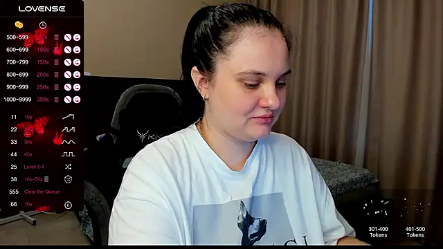 AlanaBrox online show from 10/27/25, 12:17