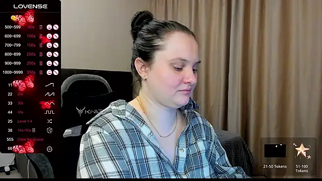 AlanaBrox online show from 11/17/25, 11:53