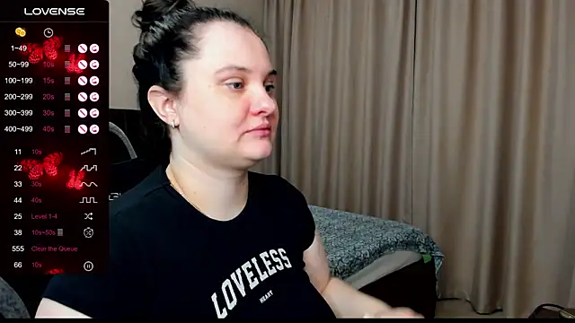 AlanaBrox online show from 10/10/25, 01:39