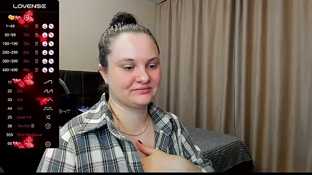 AlanaBrox online show from 11/28/25, 11:38