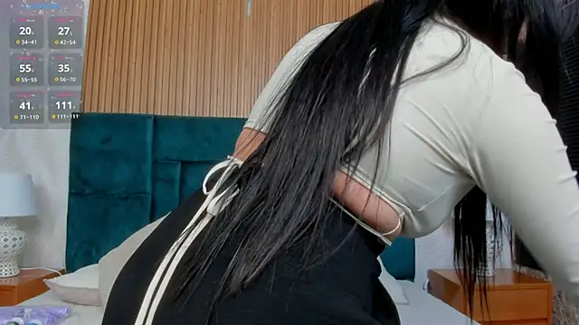 Kareena chopra online show from 03/19/26, 12:27