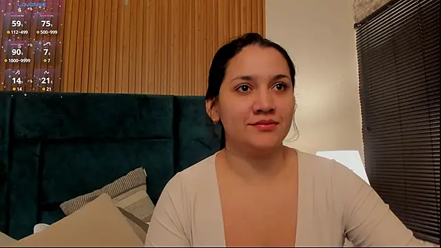 Snapshot of Kareena_chopra chatting on 04/28/26, 12:31 Kareena chopra online show from 04/28/26, 12:31