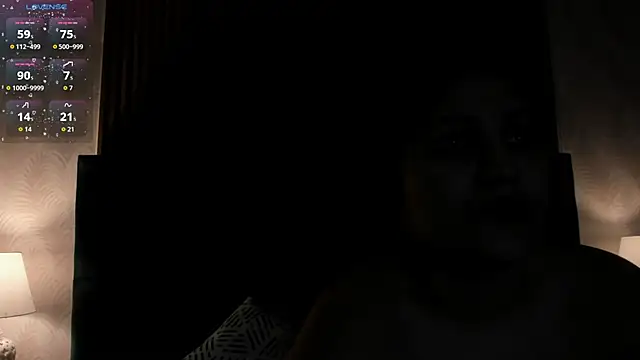 Snapshot of Kareena_chopra chatting on 09/20/25, 12:32 Kareena chopra online show from 09/20/25, 12:32